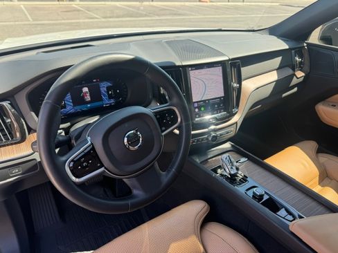 Used 2023 Volvo XC60 B6 Ultimate w/ Protection Package Premier AWD/4WD image 10