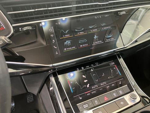 Used 2023 Audi Q7 3.0T Premium AWD/4WD image 13