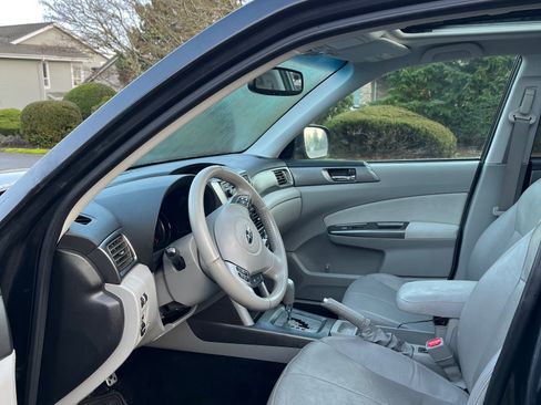 Used 2013 Subaru Forester 2.5XT Touring image 9