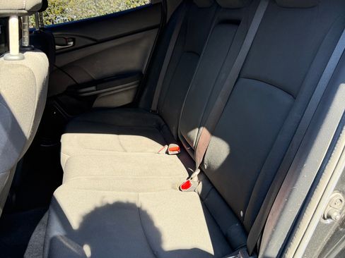 Used 2019 Honda Civic EX image 12