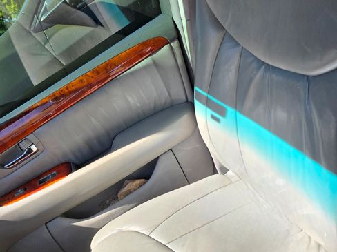 Used 2002 Lexus LS 430 image 9