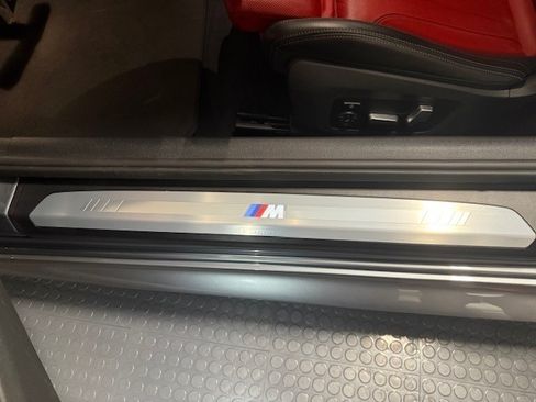 Used 2022 BMW 840i Convertible w/ Comfort Seating Package image 16