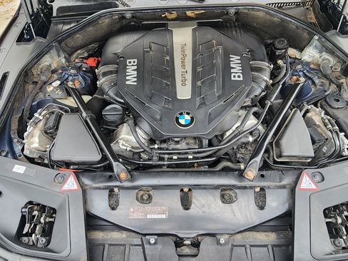 Used 2014 BMW 550i Gran Turismo xDrive image 20