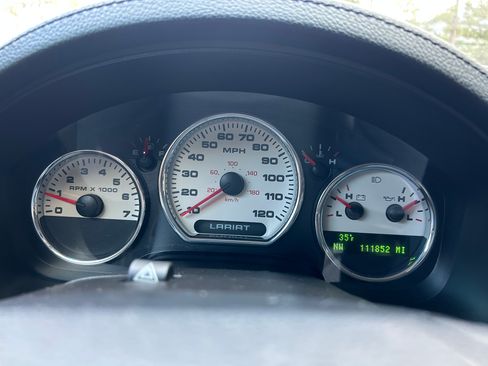 Used 2005 Ford F150 Lariat image 8