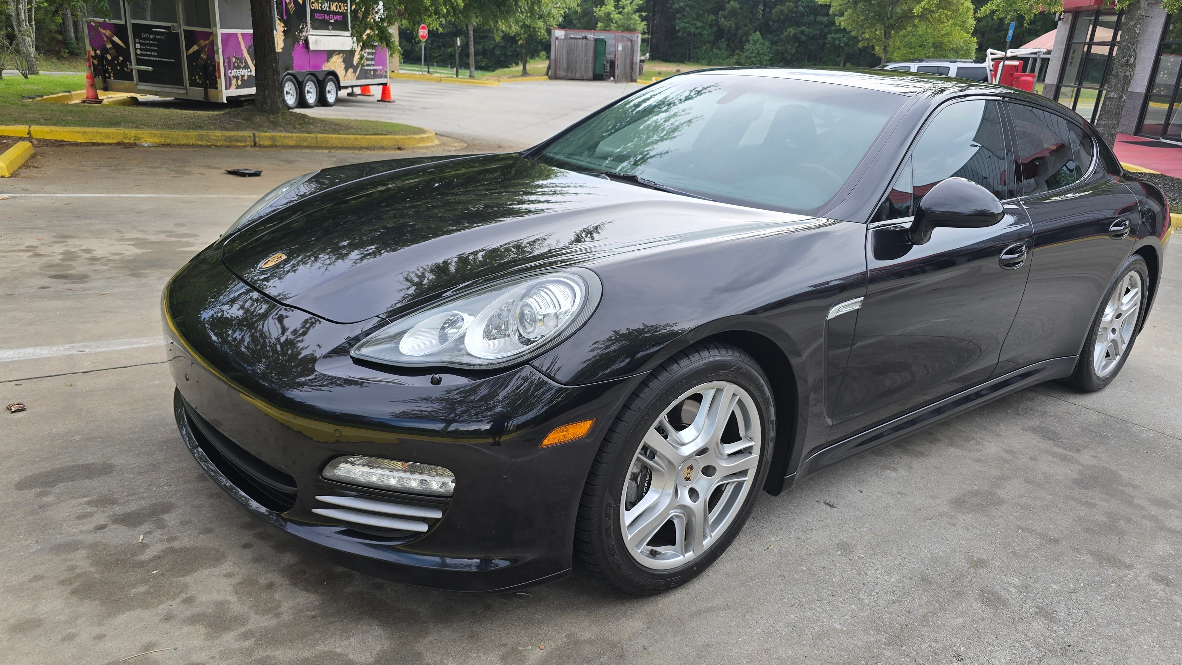 Used 2012 Porsche Panamera 4 image 1