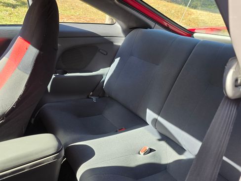 Used 2001 Toyota Celica GT image 9