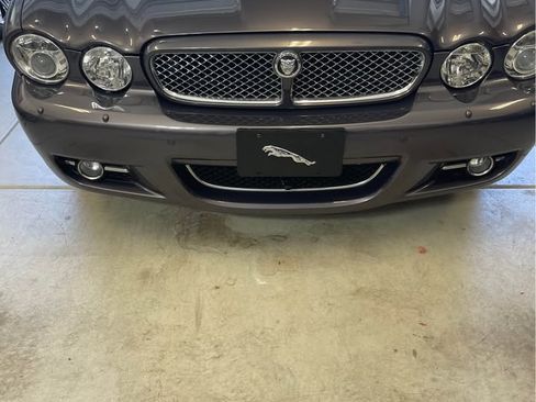 Used 2008 Jaguar XJ8 image 14