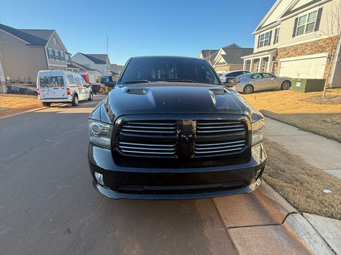 Used 2016 RAM 1500 Sport w/ Black Ram 1500 Sport Group image 4