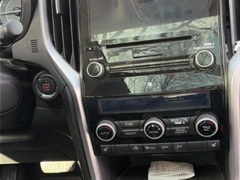 Used 2019 Subaru Ascent Limited w/ Popular Package #2 image 12