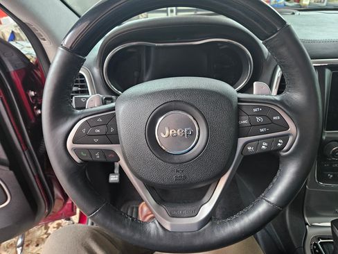 Used 2017 Jeep Grand Cherokee Summit image 16