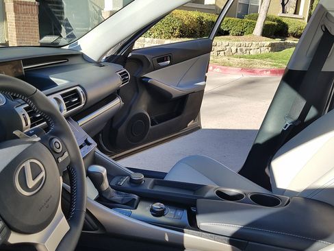 Used 2014 Lexus IS 250 image 12