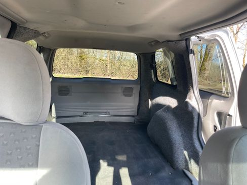 Used 2008 Chevrolet Uplander w/ Climate Package image 9