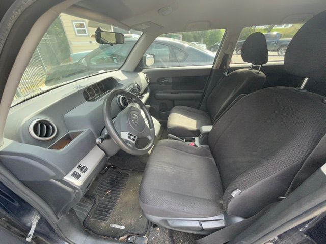 Used 2008 Scion xB FWD image 6