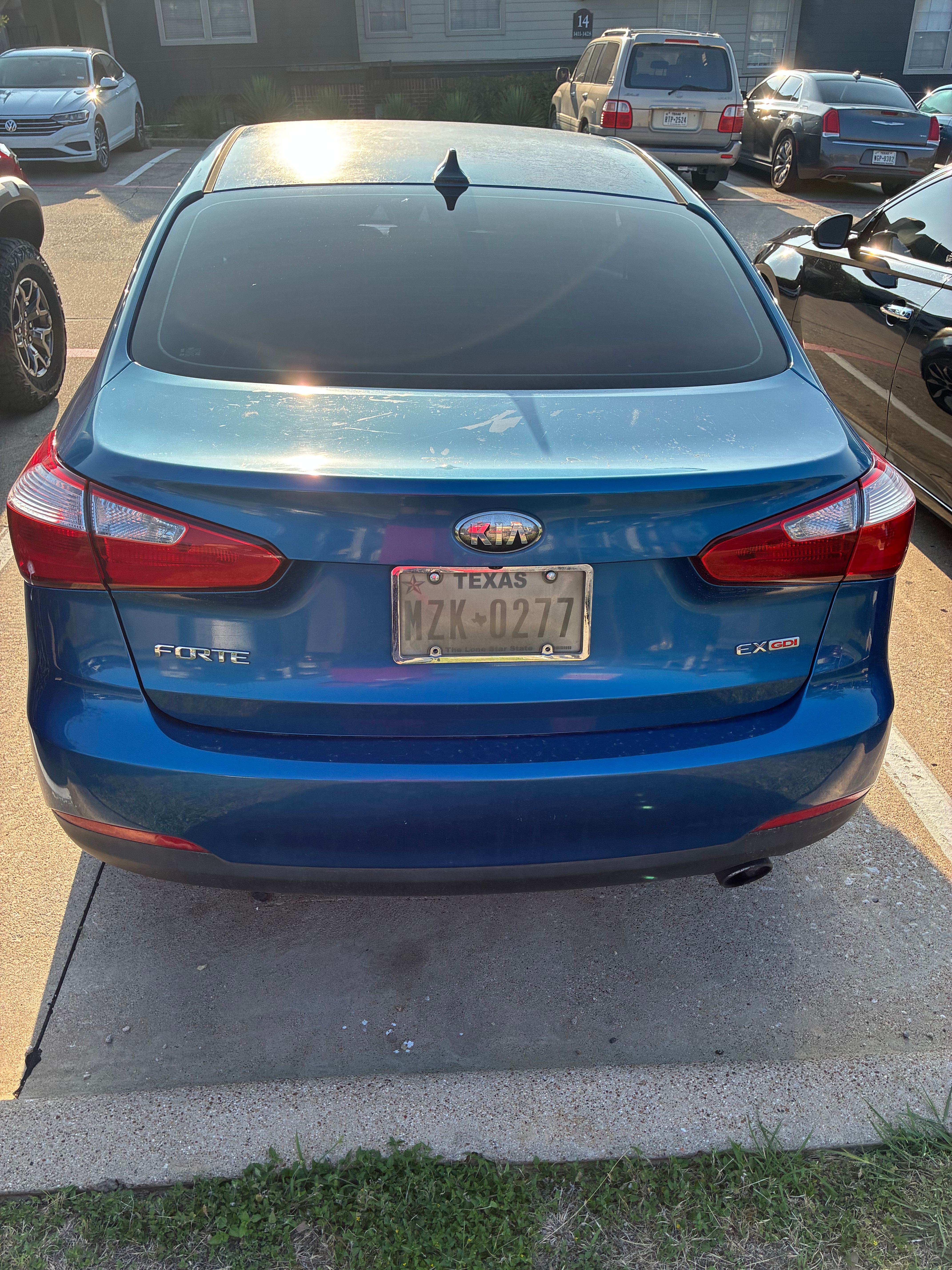 Used 2014 Kia Forte EX FWD image 4