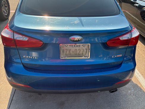 Used 2014 Kia Forte EX FWD image 4