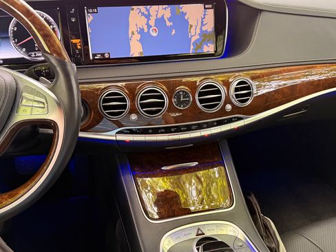 Used 2015 Mercedes-Benz S 550 4MATIC Sedan image 24
