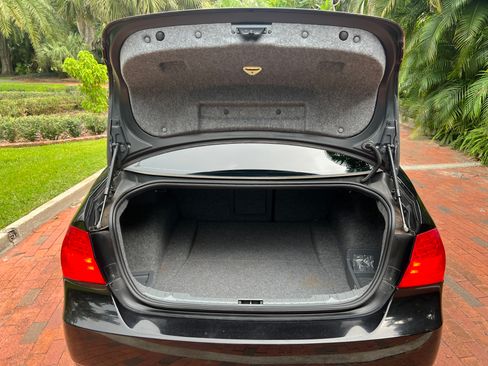 Used 2011 BMW M3 Sedan image 18