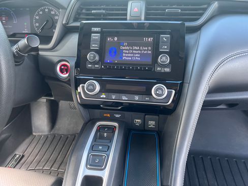 Used 2019 Honda Insight LX image 46