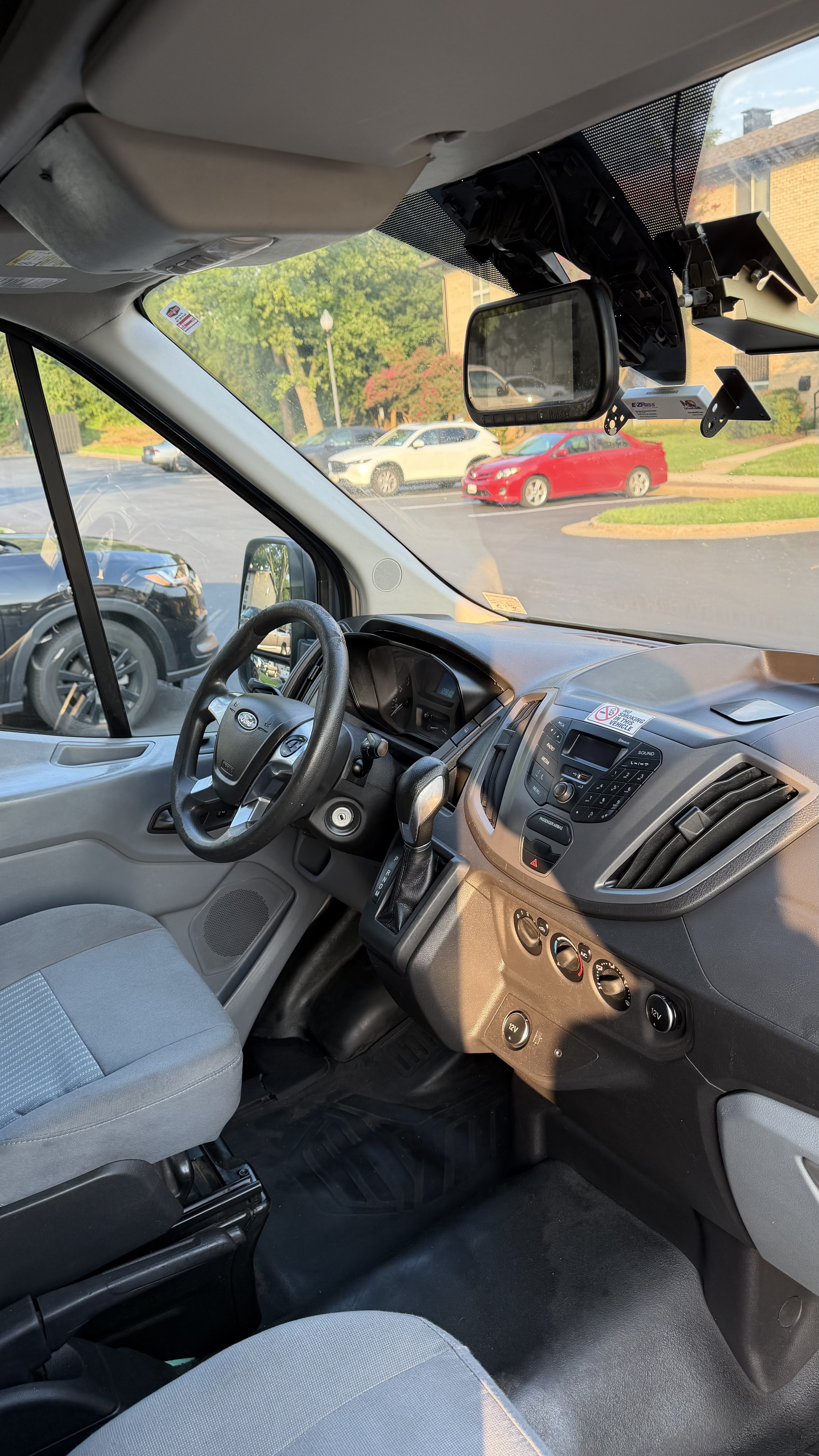 Used 2019 Ford Transit 250 148 High Roof Extended RWD image 5