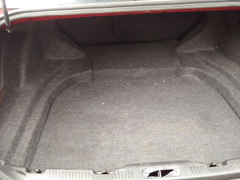 Used 2005 Ford Five Hundred Limited image 18