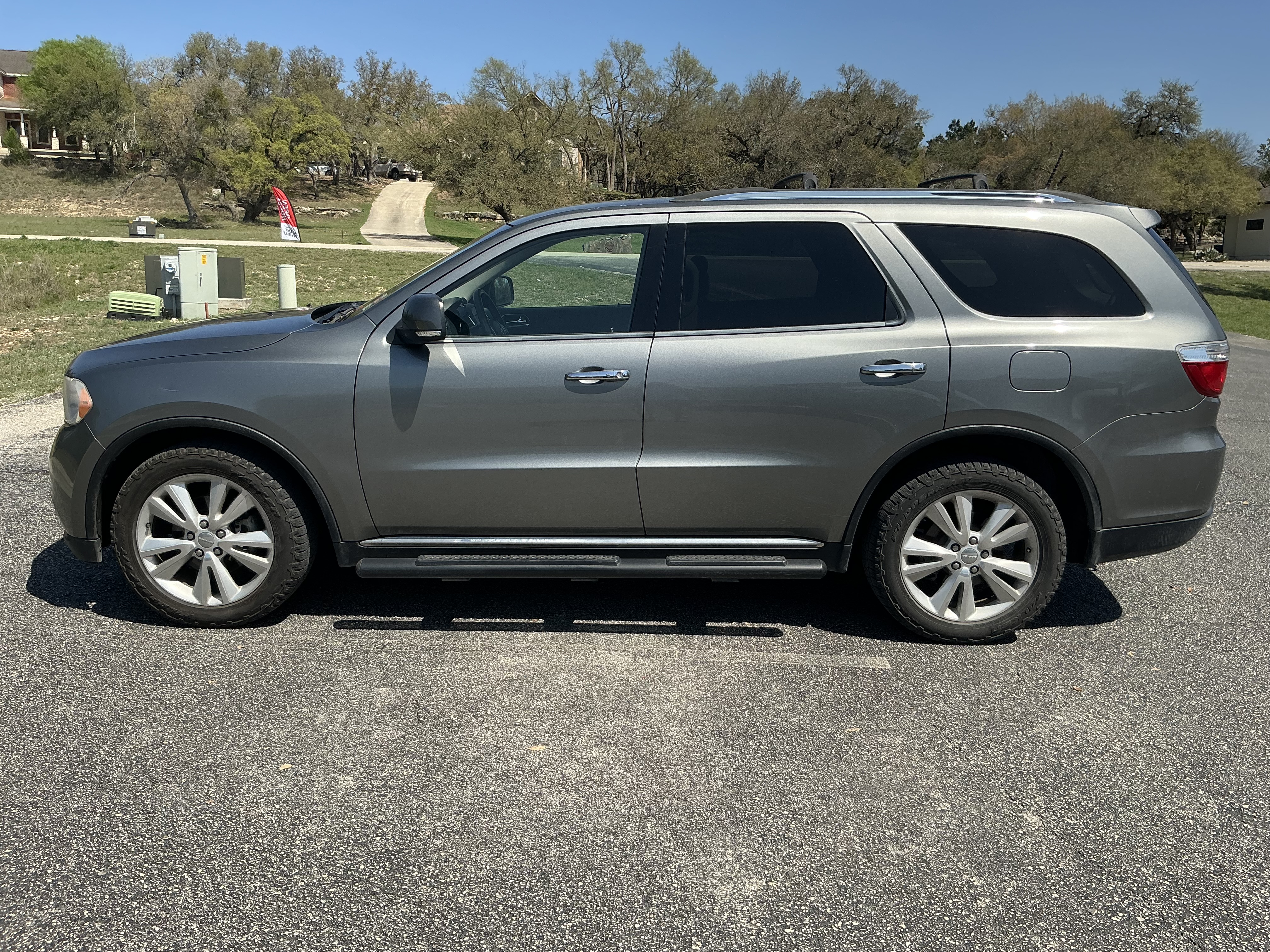 Used 2013 Dodge Durango Crew w/ Trailer Tow Group IV AWD/4WD image 1