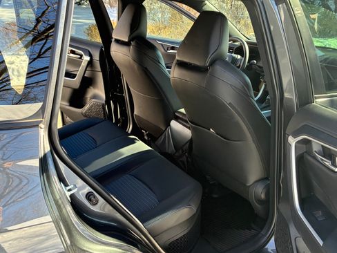 Used 2024 Toyota RAV4 XSE image 4