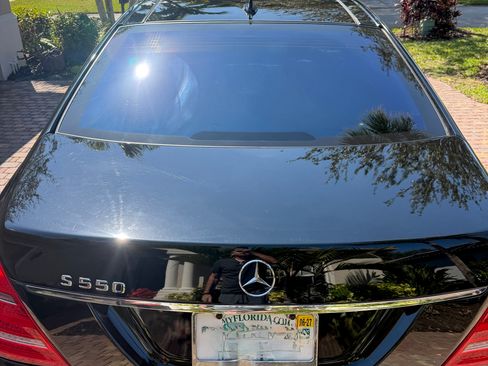 Used 2011 Mercedes-Benz S 550 S 550 4MATIC Sedan 4D image 14