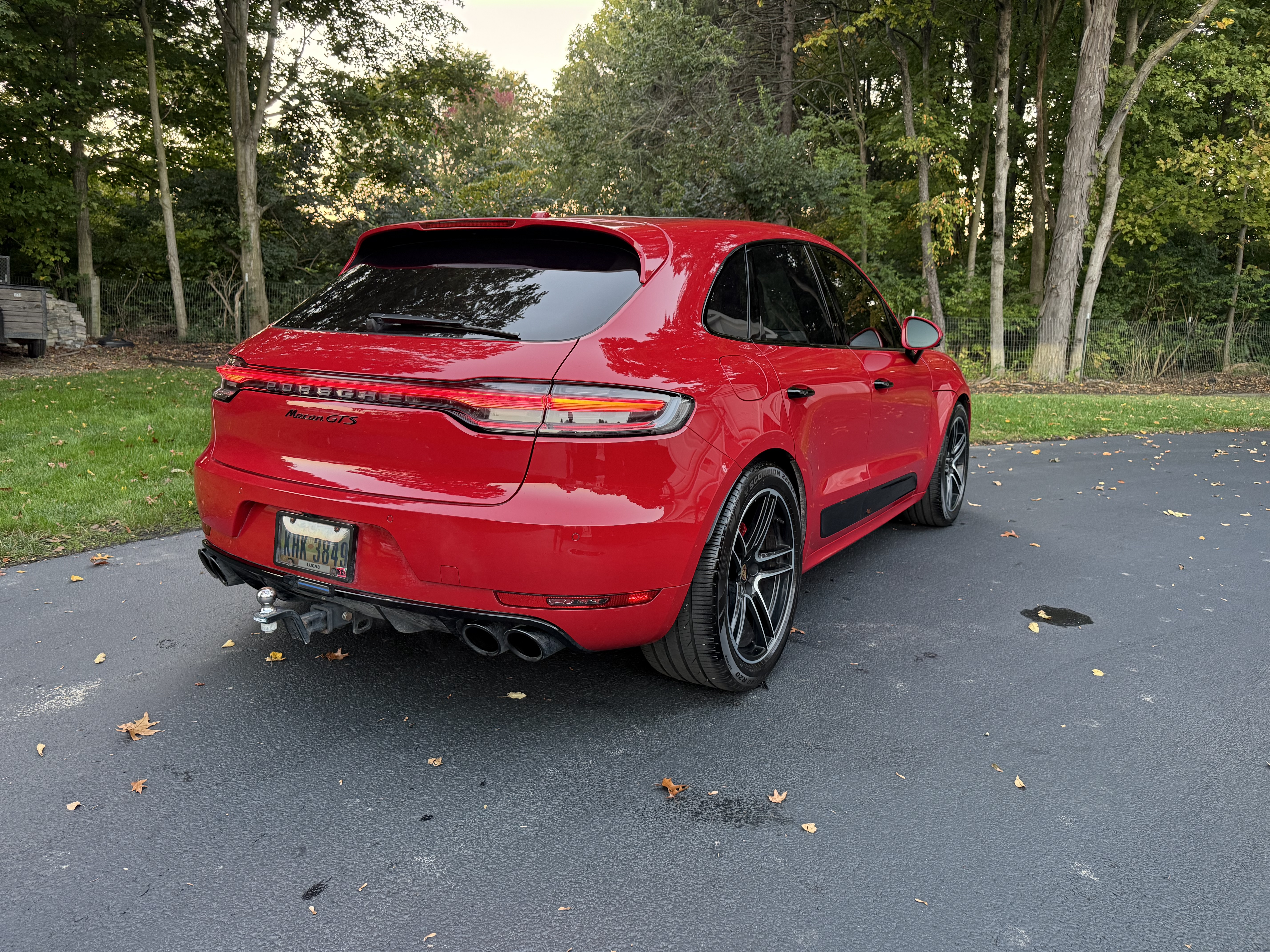 Used 2020 Porsche Macan GTS w/ Premium Package Plus (PF4) AWD/4WD image 4