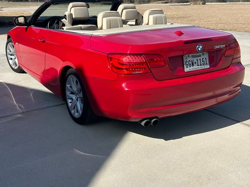 Used 2012 BMW 328i Convertible image 5