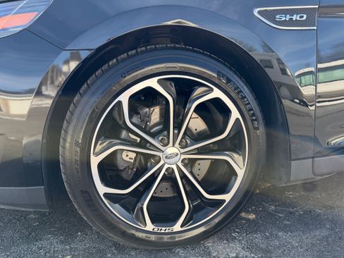 Used 2015 Ford Taurus SHO w/ Equipment Group 401A image 22