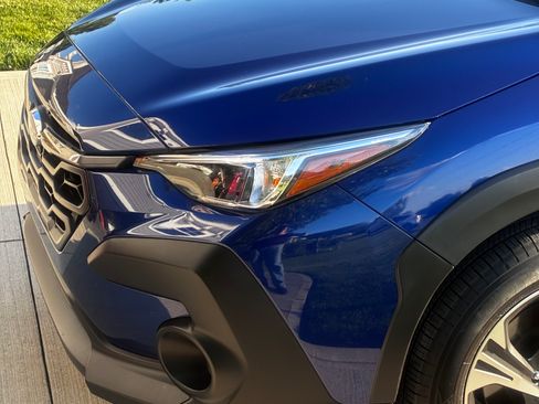 Used 2024 Subaru Crosstrek 2.0i Premium AWD/4WD image 5