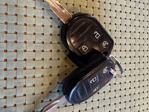 Used 2013 Ford F150 Lariat w/ Luxury Equipment Group image 20