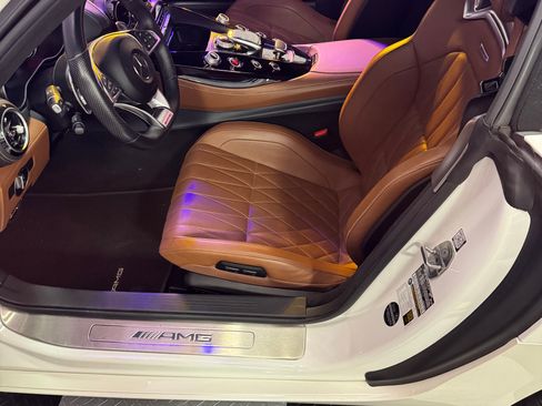 Used 2018 Mercedes-Benz AMG GT Roadster image 13