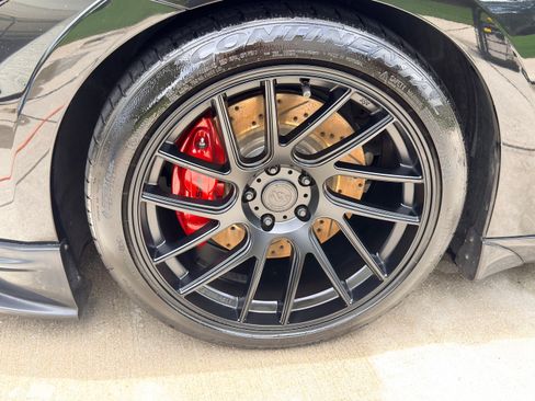 Used 2015 Nissan 370Z Touring Sport RWD image 11