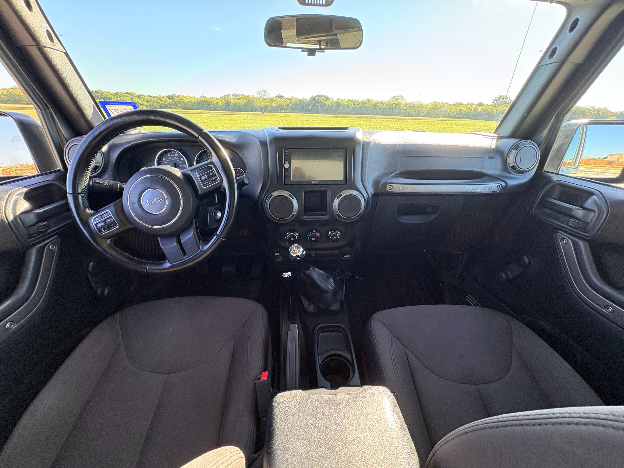 Used 2017 Jeep Wrangler Sport w/ Quick Order Package 23S AWD/4WD image 8