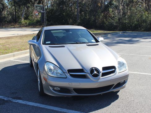 Used 2005 Mercedes-Benz SLK 350 image 1