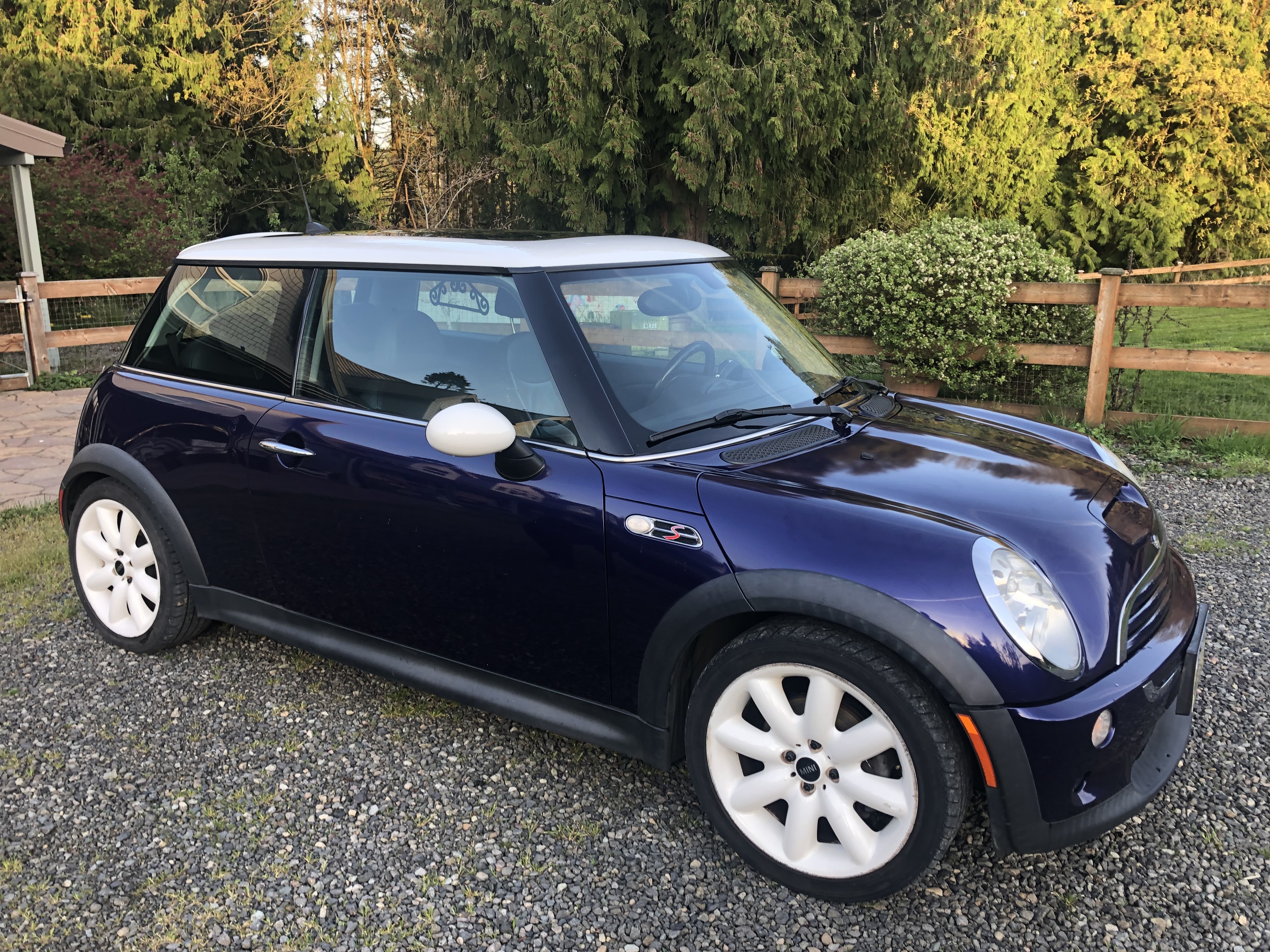 Used 2005 MINI Cooper S FWD image 1