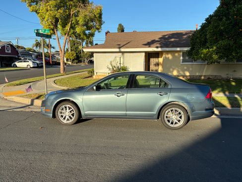 Used 2011 Ford Fusion SEL FWD image 6