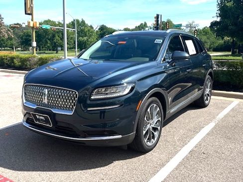 Used 2022 Lincoln Nautilus Reserve w/ Equipment Group 201A image 1