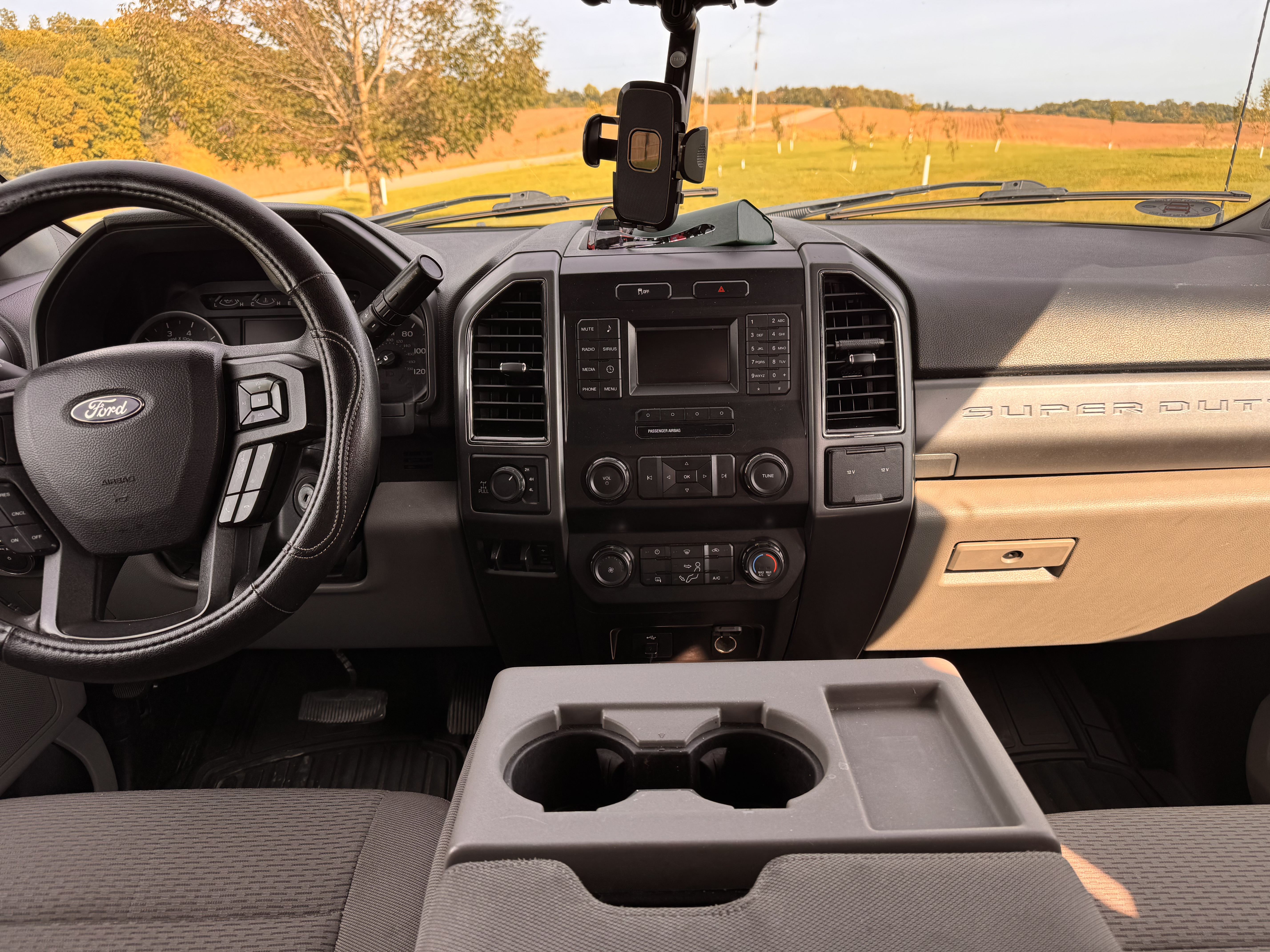 Used 2019 Ford F250 XLT w/ XLT Value Package AWD/4WD image 12