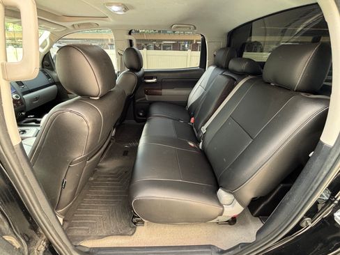 Used 2010 Toyota Tundra Limited AWD/4WD image 9
