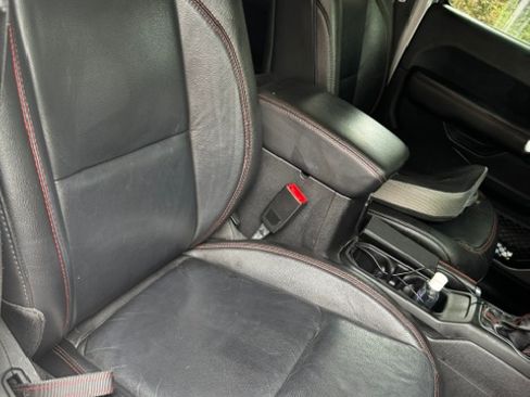 Used 2019 Jeep Wrangler Unlimited Rubicon AWD/4WD image 12