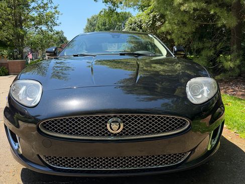 Used 2012 Jaguar XK Coupe RWD image 2