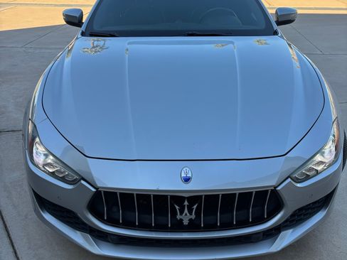 Used 2018 Maserati Ghibli S image 9