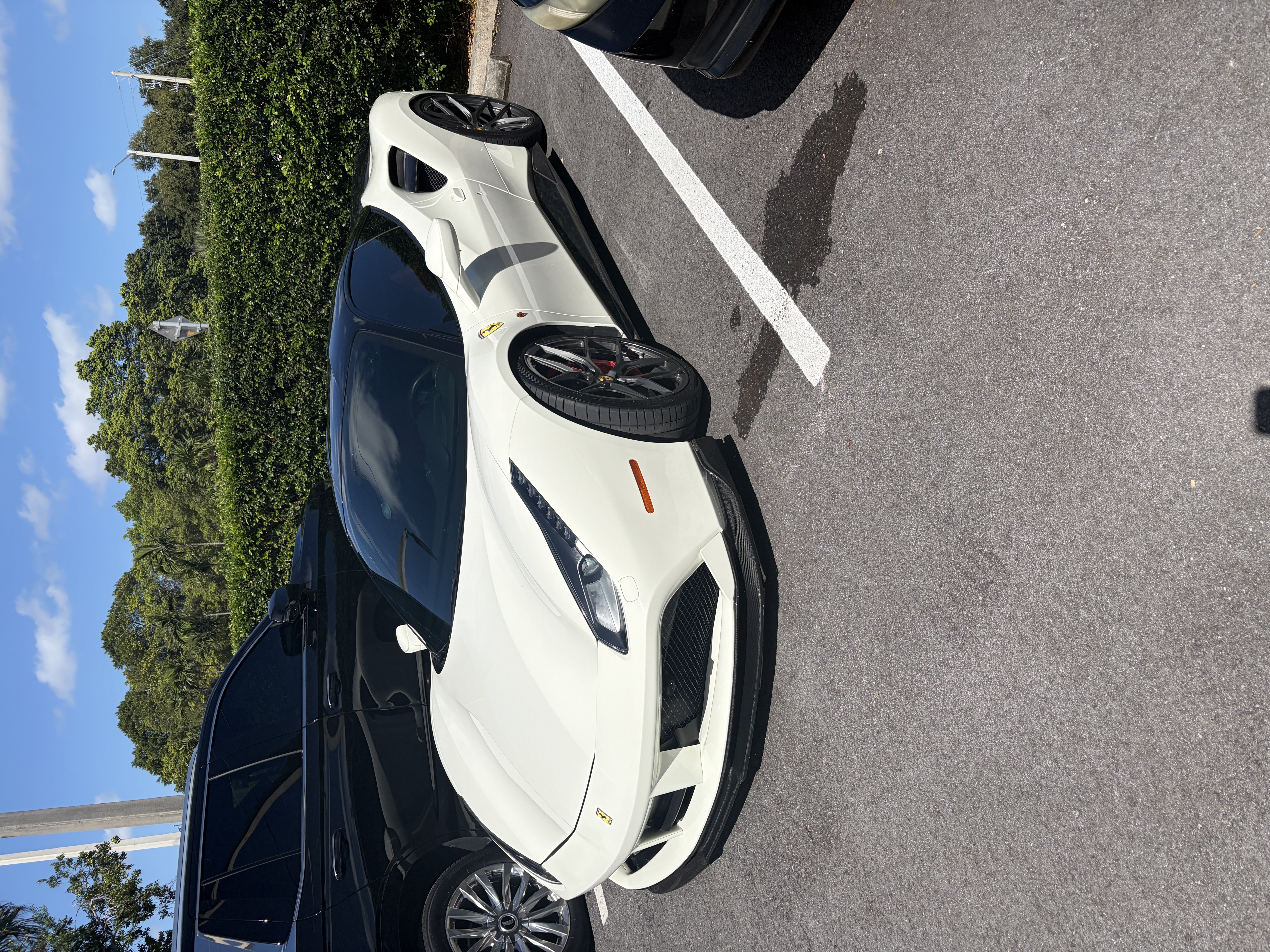 Used 2018 Ferrari 488 GTB RWD image 4