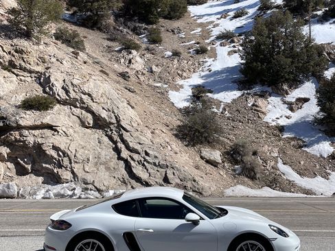 Used 2019 Porsche 718 Cayman image 27