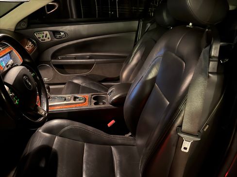 Used 2007 Jaguar XKR R image 2