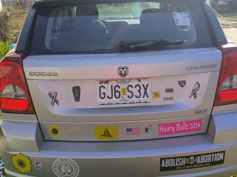 Used 2010 Dodge Caliber SXT image 4