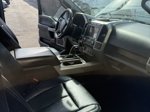 Used 2018 Ford F150 Lariat w/ Equipment Group 502A Luxury image 18