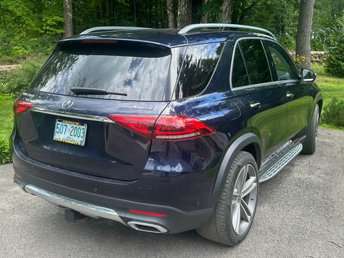 Used 2022 Mercedes-Benz GLE 450 4MATIC image 11